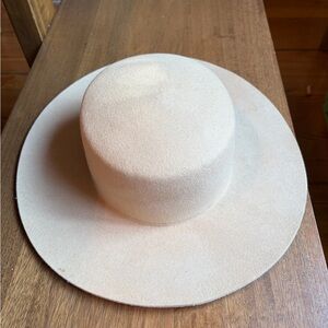 GIGI PIP Dahlia Boater Hat